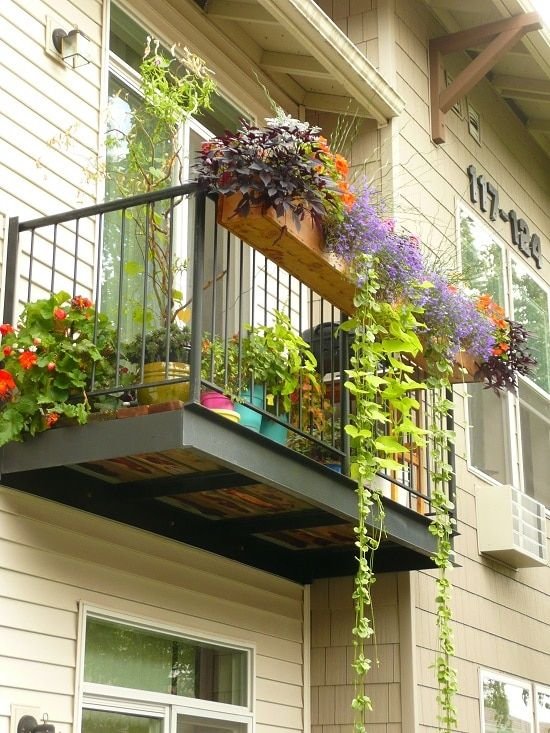 railing planters for balconies